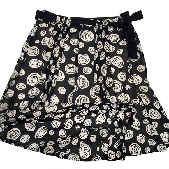 Gerard Darel Dresses & Skirts - Gerard Darel Black Skirt with White Swirl Print with tie belt size 40/8